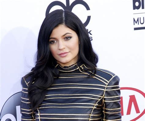 kylie jenner gewicht|Kylie Jenner Height, Weight, Age, Body Statistics